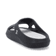 Schwarze Rieker Herren Pantoletten U3450-00 mit einer ultraleichten Sohle. Schuh von hinten.