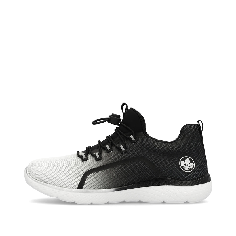Schwarze Rieker Damen Slipper M5055-00 mit ultra leichter und flexibler Sohle. Schuh Außenseite.