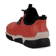 
Erdbeerrote Rieker Damen Slipper 45951-33 mit einer schockabsorbierenden Sohle. Schuh von hinten