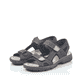 Schwarze Rieker Herren Trekkingsandalen 26156-02 mit einem Klettverschluss. Schuhpaar seitlich schräg.