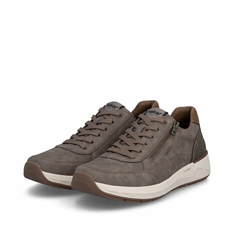 Beige Rieker Herren Sneaker Low 11504-64 mit Reißverschluss sowie Extraweite H. Schuhpaar seitlich schräg.