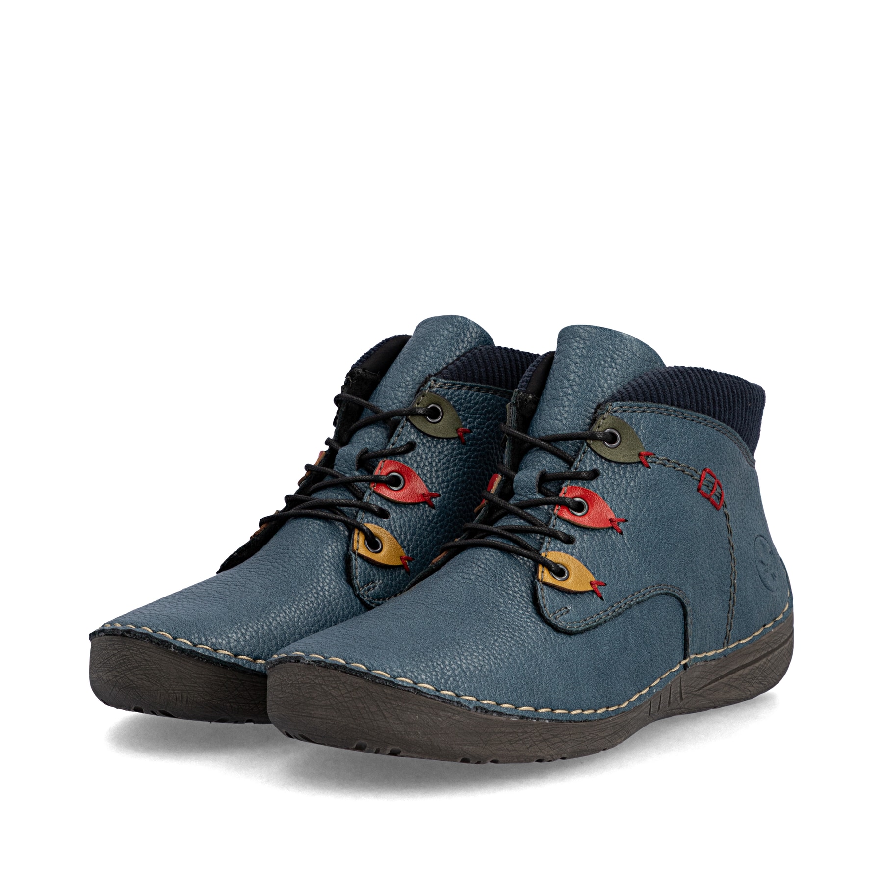 Dunkelblaue Rieker Damen Kurzstiefel 52544-14 mit farbenfrohen Details. Schuhpaar seitlich schräg.