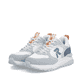 Weißblaue Rieker Damen Sneaker Low W2506-80 mit Schnürung sowie abgesetztem Logo. Schuhpaar seitlich schräg.