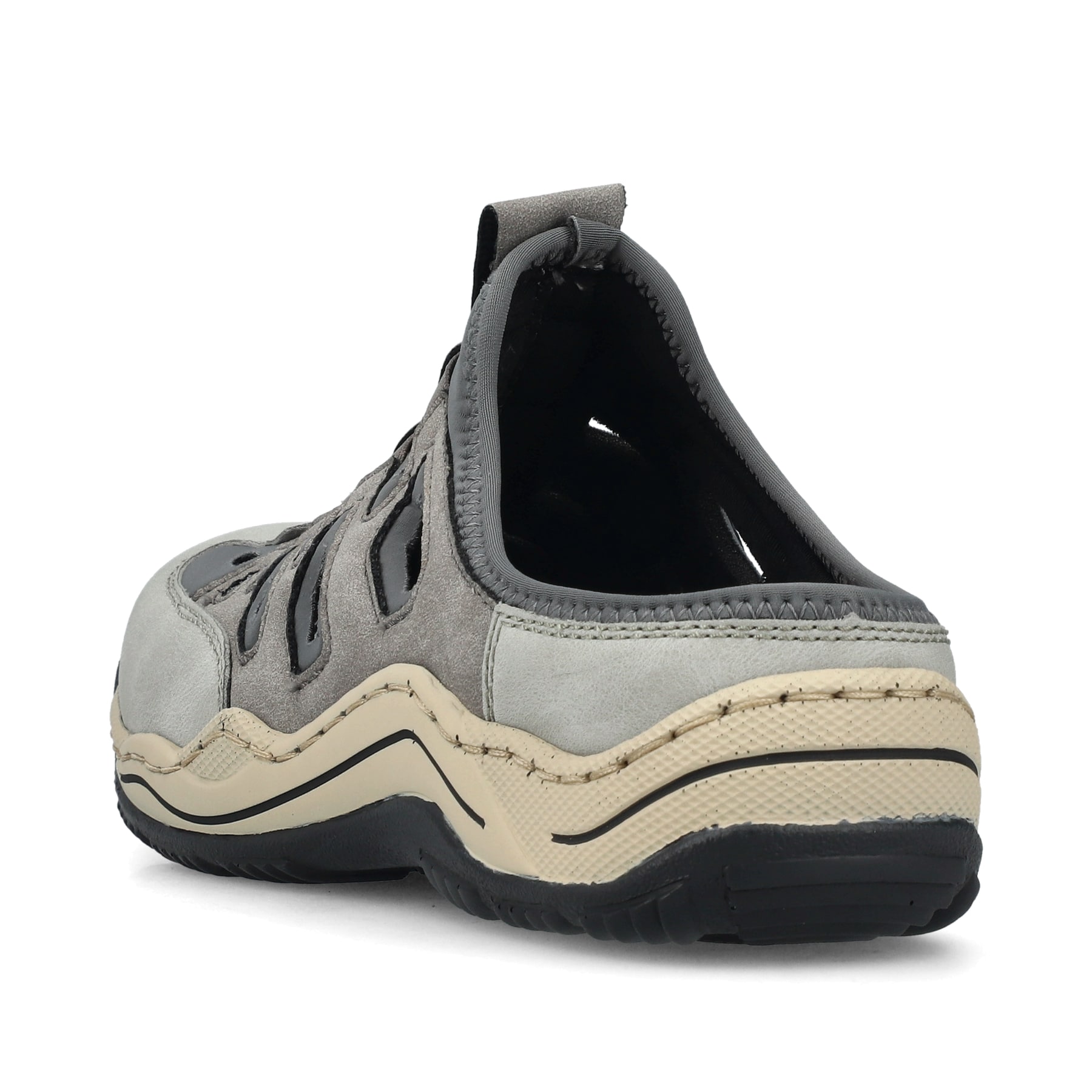 Graue Rieker Damen Clogs L0559-40 mit Gummizug sowie schockabsorbierender Sohle. Schuh von hinten.