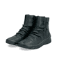 Grüne Rieker Damen Kurzstiefel 55052-54 mit geraffter Optik sowie Reißverschluss. Schuhpaar seitlich schräg.