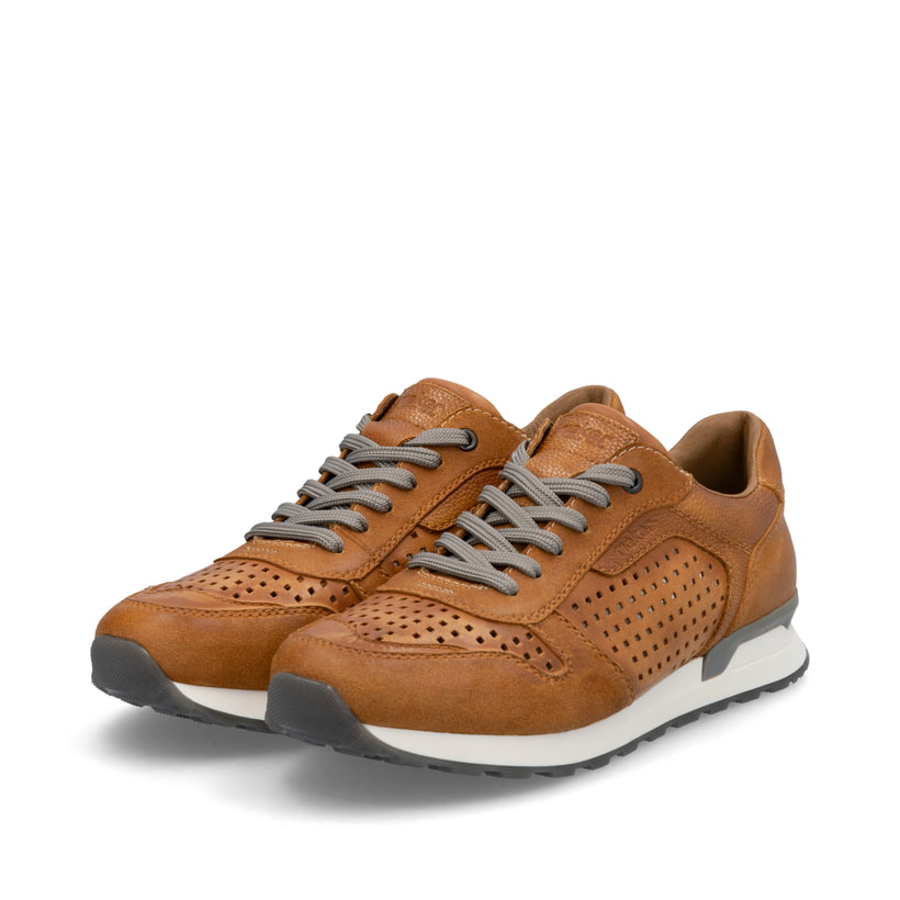 Braune Rieker Herren Sneaker Low U0312-24 mit Schnürung sowie Komfortweite G 1/2. Schuhpaar seitlich schräg.