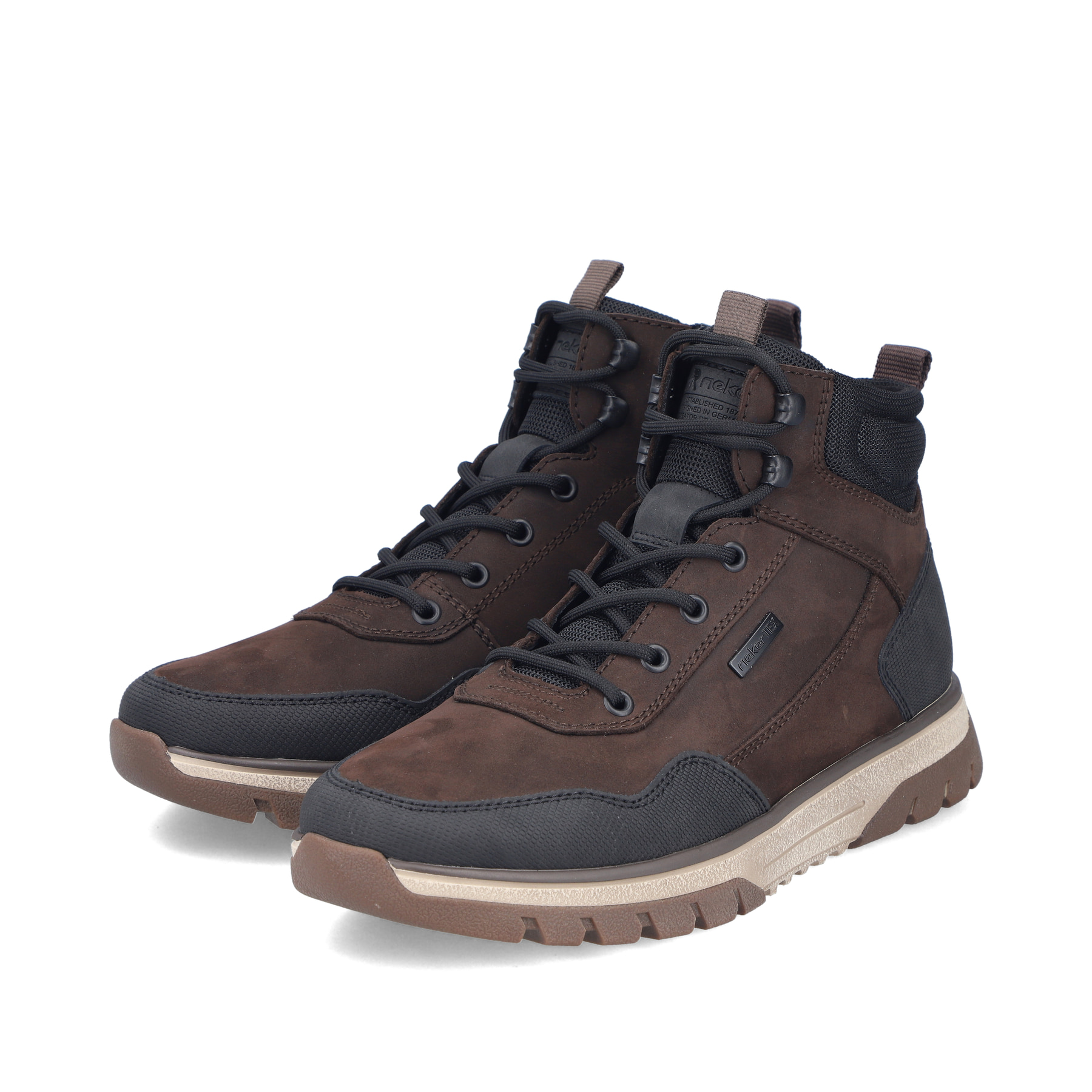 Schwarz-dunkelbraune Rieker Herren Schnürstiefel B9310-24 aus Rauleder. Schuhpaar seitlich schräg.