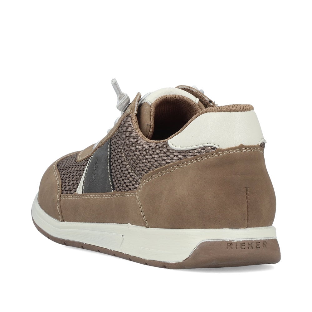Beige Rieker Herren Slipper 11960-64 mit einem Gummizug sowie der Komfortweite G. Schuh von hinten.