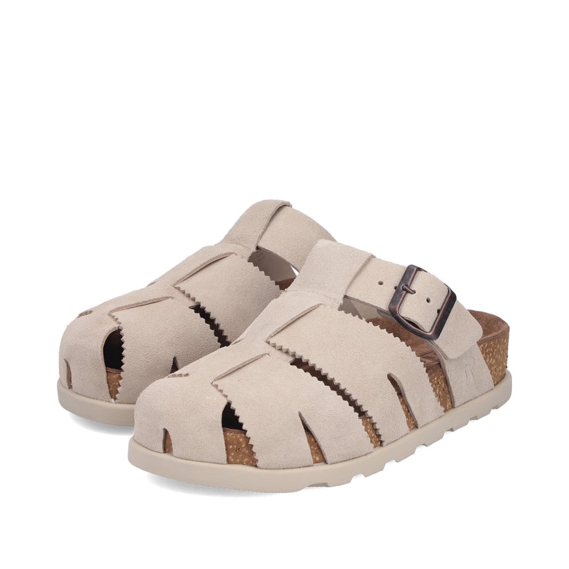 Mules Rieker beiges pour femme V3164-62 en cuir velours avec boucles. Chaussures inclinées sur le côté.