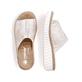 Beige Rieker Damen Pantoletten 69288-60 mit metallischem Finish. Schuh von oben, liegend.