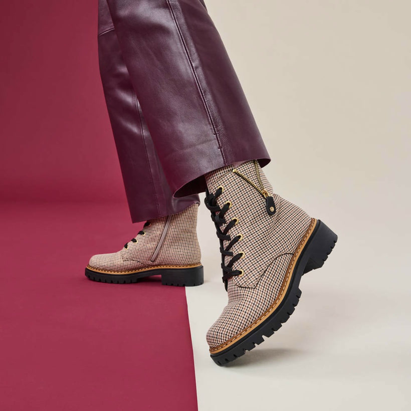 Beige Rieker Damen Biker Boots 72617-60 getragen