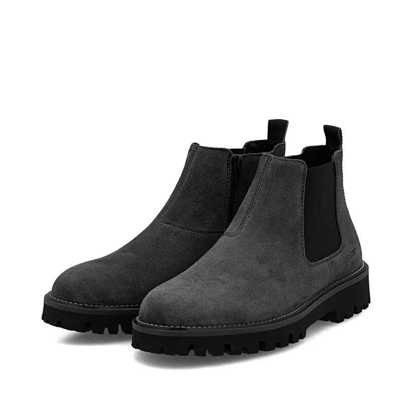 Graue Rieker Herren Chelsea Boots 30453-45 aus Rauleder mit einem Reißverschluss. Schuhpaar seitlich schräg.