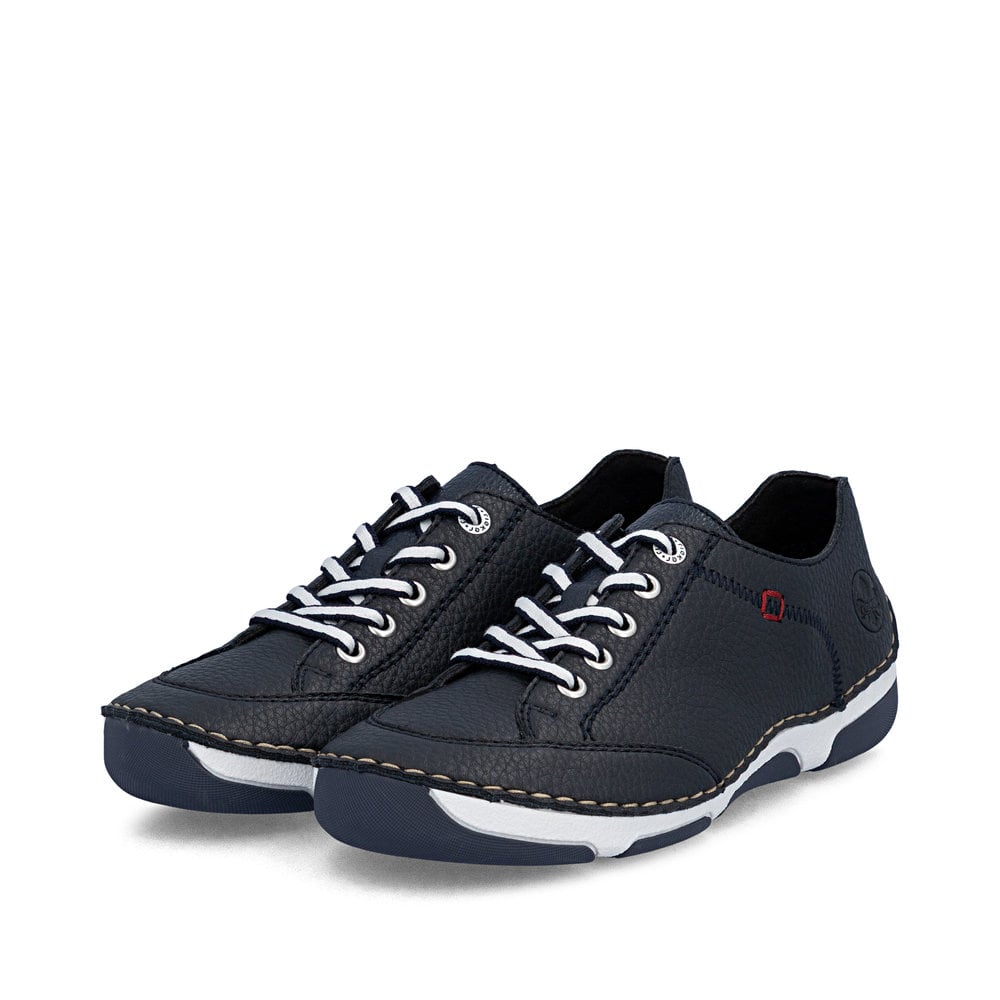 Blaue Rieker Damen Schnürschuhe 55901-14 aus Glattleder mit modernen Ziernähten. Schuhpaar seitlich schräg.