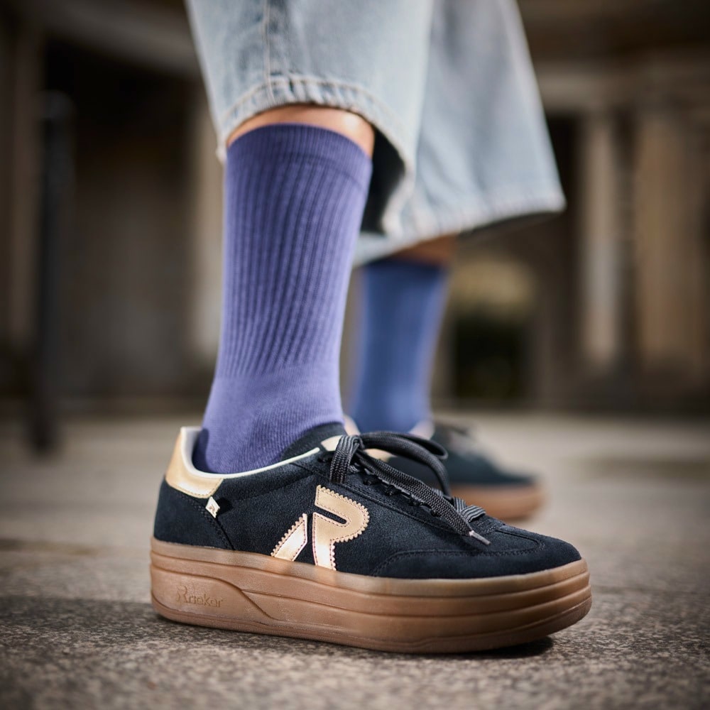 Blaue Rieker Damen Sneaker Low W3700-14 getragen
