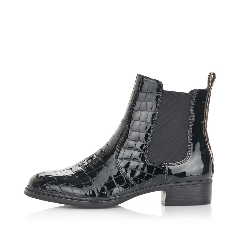 Urbanschwarze Rieker Damen Chelsea Boots 73494-00 mit Elastikeinsatz. Schuh Außenseite.