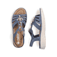 Blaue Rieker Damen Riemchensandalen V8549-10 mit Schmuckelementen sowie Gummizug. Schuh von oben, liegend.