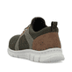 Grüne Rieker Herren Slipper B7796-54 mit einem Gummizug sowie Komfortweite G 1/2. Schuh von hinten.