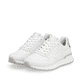Weiße Rieker Damen Sneaker Low W0606-80 mit leichter und griffiger Sohle. Schuhpaar seitlich schräg.