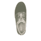 Grüne Rieker Damen Slipper N1370-52 mit einem Gummizug sowie der Extraweite H. Schuh von oben.
