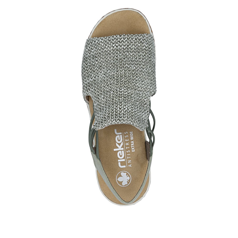 Khakifarbene Rieker Keilsandaletten 62741-52 mit Gummizug sowie der Extraweite H. Schuh von oben.