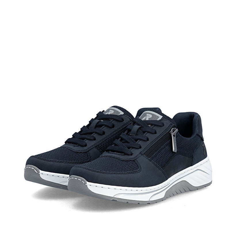 Blaue Rieker Damen Sneaker Low 53101-14 mit Reißverschluss sowie Extraweite H. Schuhpaar seitlich schräg.