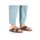Graue Rieker Herren Pantoletten 21695-45 mit Komfortweite G sowie leichter Sohle. Schuh am Fuß.
