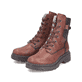 Braune Rieker Damen Biker Boots 76724-25 mit gemustertem Schaft. Schuhpaar seitlich schräg.