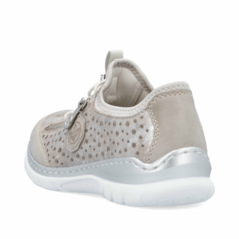 Metallische Rieker Damen Slipper L32P6-90 mit Deko-Reißverschluss sowie Gummizug. Schuh von hinten.