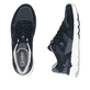 Blaue Rieker Herren Sneaker Low U0905-14 mit Schnürung sowie flexibler Sohle. Schuh von oben, liegend.