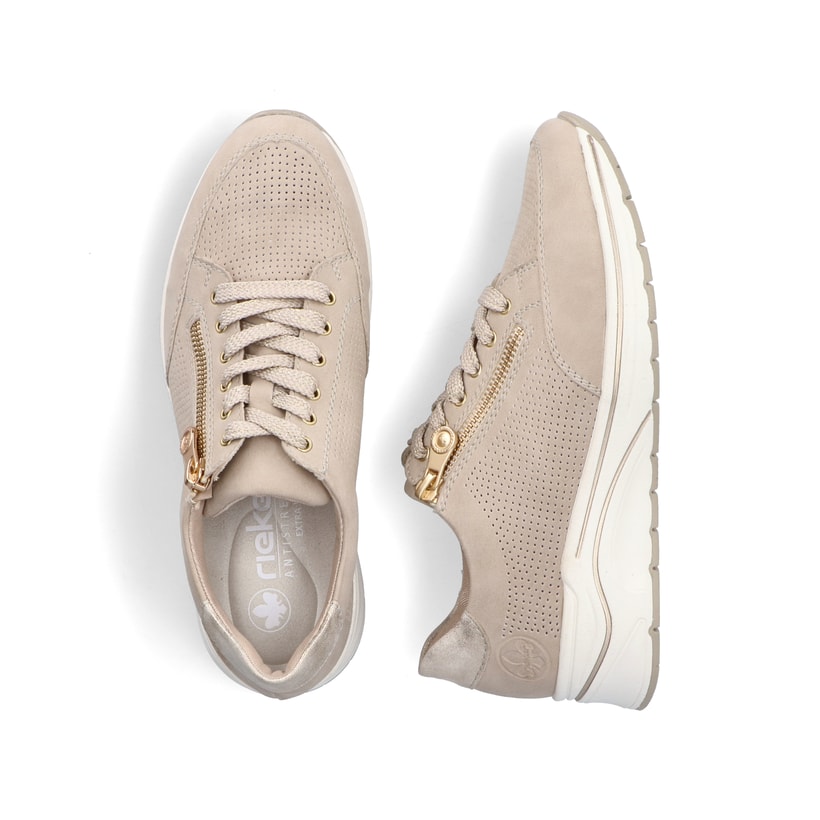 Beige Rieker Damen Sneaker Low N9517-62 mit Reißverschluss sowie Extraweite H. Schuh von oben, liegend.