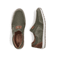 Grüne Rieker Herren Slipper 08869-54 mit einem Gummizug sowie Komfortweite G 1/2. Schuh von oben, liegend.