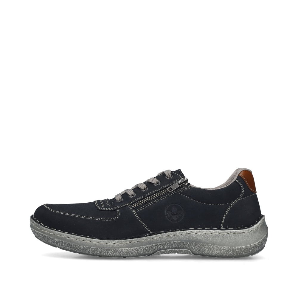 Blaue Rieker Herren Schnürschuhe 03030-14 mit modernen Ziernähten. Schuh Außenseite.