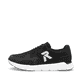 Schwarze Rieker Herren Sneaker Low 09100-01 mit einer Gummischnürung. Schuh Außenseite.
