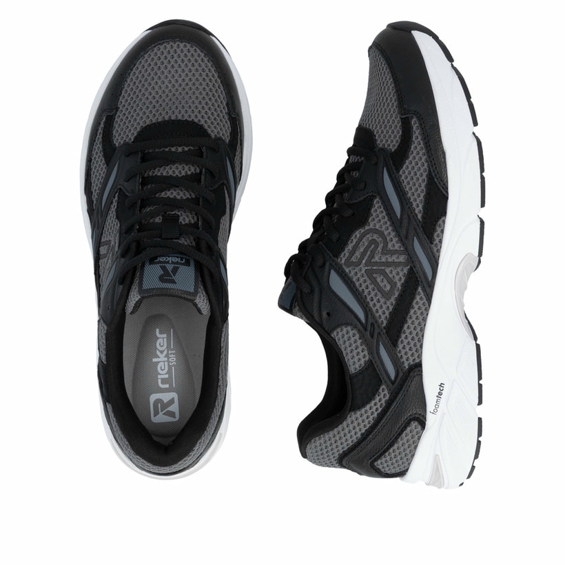 Graue Rieker Herren Sneaker Low U4200-45 mit Schnürung sowie flexibler Sohle. Schuh von oben, liegend.