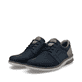 Blaue Rieker Herren Slipper 14459-14 mit einem Gummizug sowie Komfortweite G 1/2. Schuhpaar seitlich schräg.