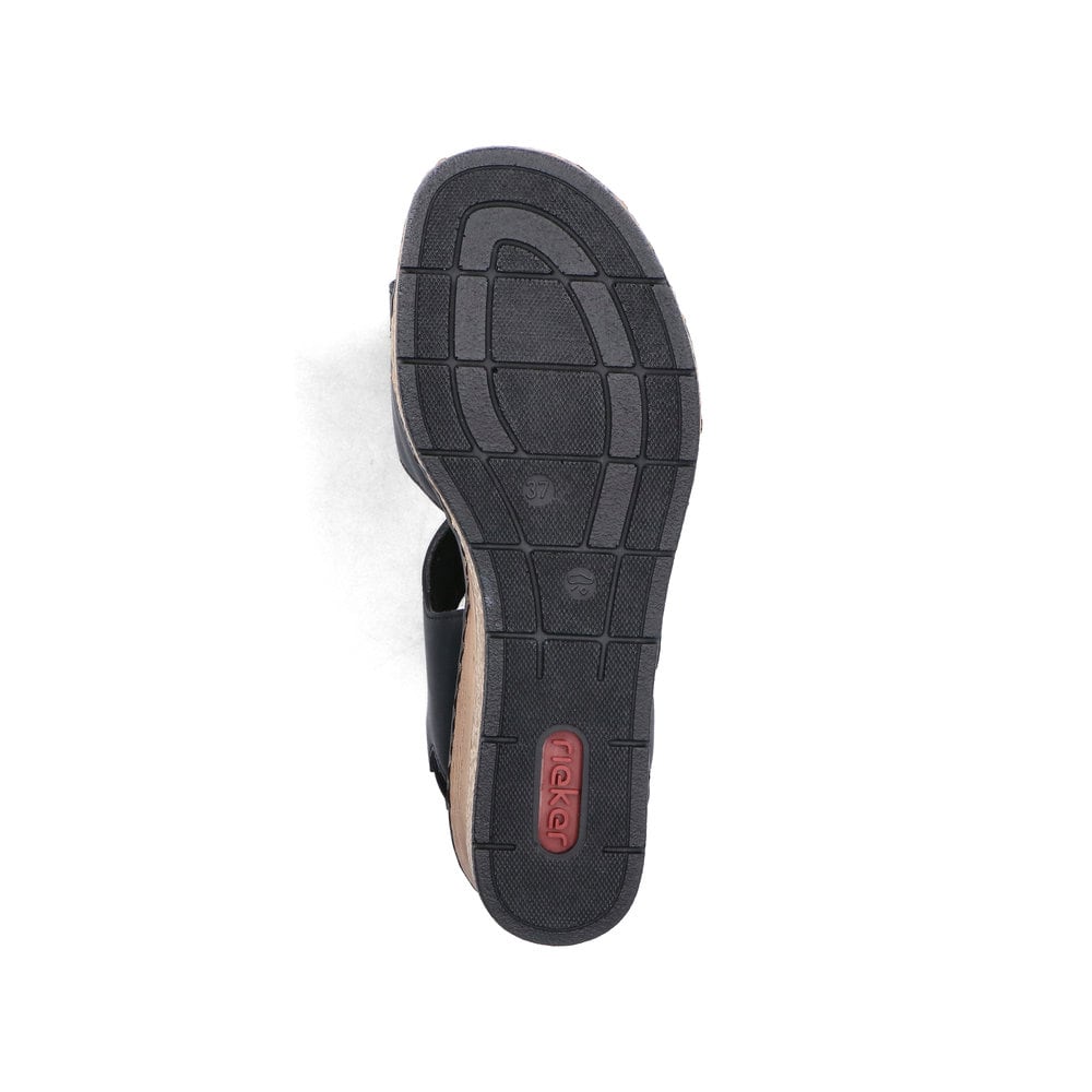 Schwarze Rieker Keilsandaletten 63781-00 mit Schmuckelementen. Schuh Laufsohle.