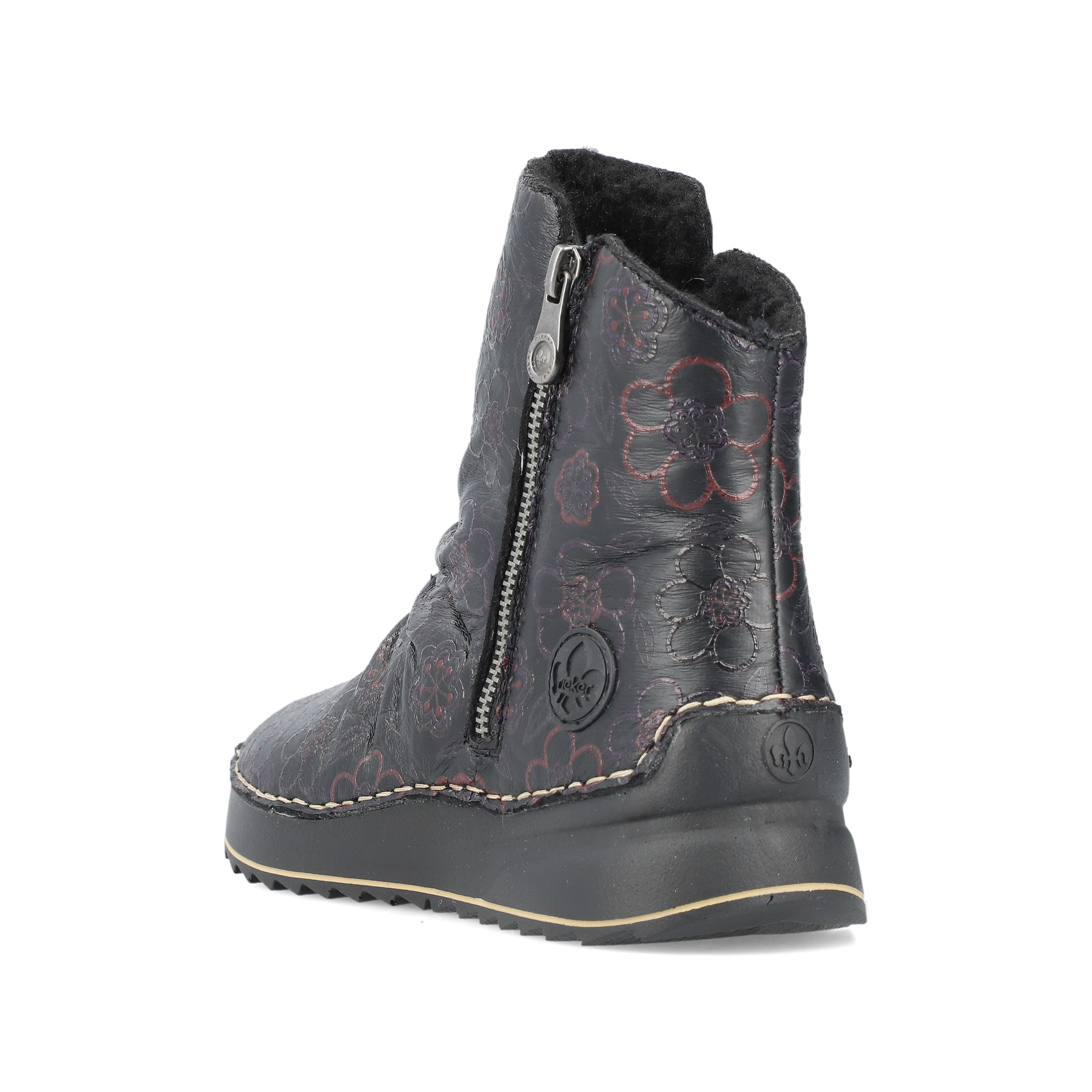 Schwarze Rieker Damen Kurzstiefel 51552-90 mit geraffter Optik. Schuh von hinten.