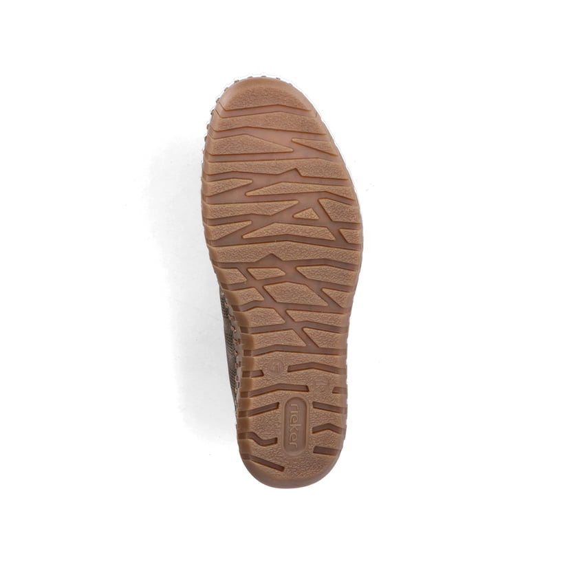 Braune Rieker Herren Slipper B2965-25 in Löcheroptik mit einem Gummizug. Schuh Laufsohle.