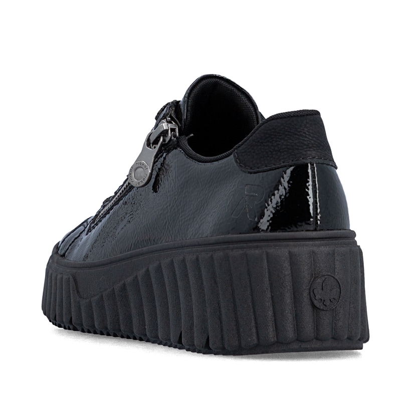 Baskets basses Rieker noires pour femme N2501-00 en cuir verni. Chaussure vue de dessus.