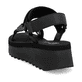 Schwarze Rieker Damen Riemchensandalen W3051-00 mit einem Klettverschluss. Schuh von hinten.