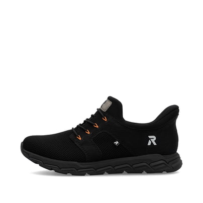 Schwarze Rieker Damen Slipper M9050-00 mit Gummizug sowie einer flexiblen Sohle. Schuh Außenseite.