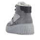 Dunkelgraue Rieker Damen Sneaker High N2515-45 mit Teddyfell-Details. Schuh von hinten.