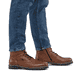 Braune Rieker Herren Schnürstiefel F3616-24 aus Glattleder. Schuh am Fuß.
