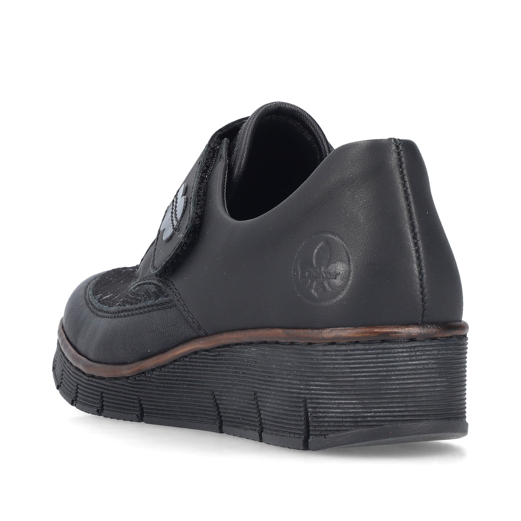 Schwarze Rieker Damen Slipper 537C0-02 mit einem Klettverschluss. Schuh von hinten.