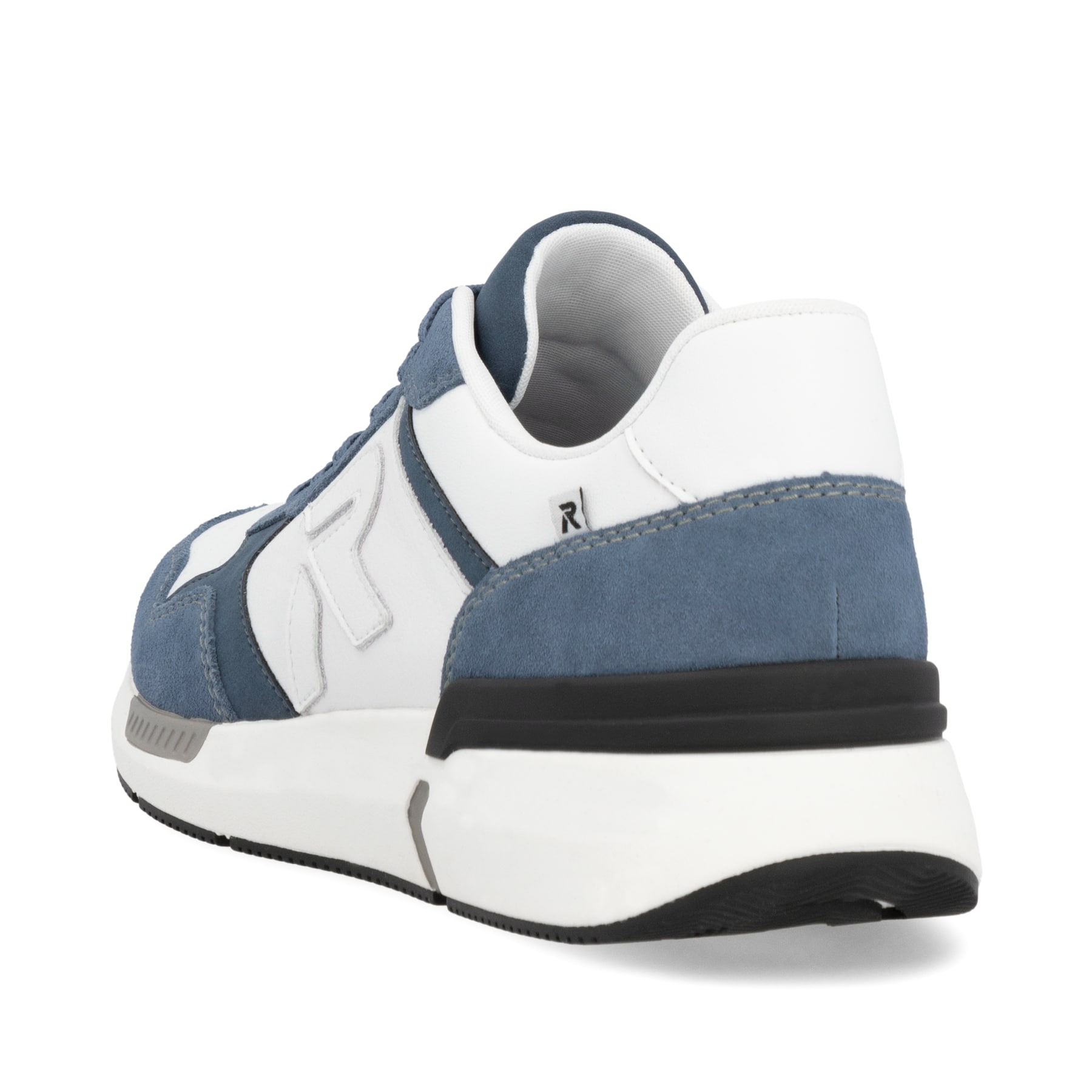 Weiße Rieker Herren Sneaker Low U1400-81 mit Schnürung sowie flexibler Sohle. Schuh von hinten.