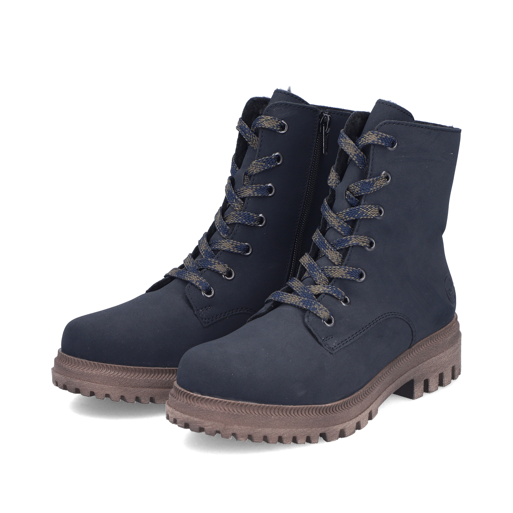 Dunkelblaue Rieker Damen Biker Boots Y7622-14 mit einem Reißverschluss. Schuhpaar seitlich schräg.