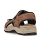 Braune Rieker Herren Trekkingsandalen 26952-24 mit einem Klettverschluss. Schuh von hinten.