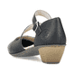 Schwarze Rieker Pumps 41780-00 mit Schnalle sowie einer extra weichen Decksohle. Schuh von hinten.