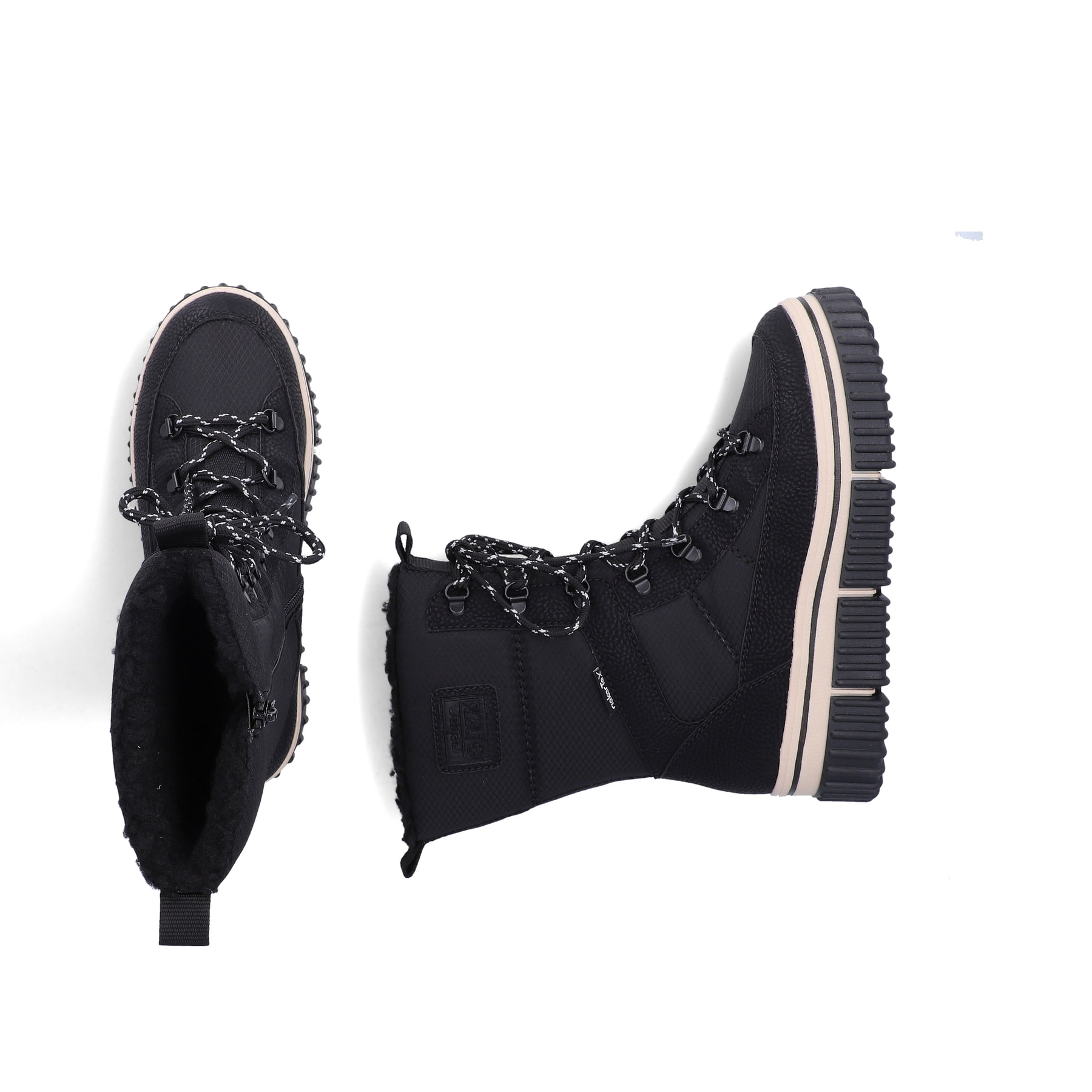 Vegane, schwarze Rieker Damen Kurzstiefel Y6380-00 mit einem Reißverschluss. Schuh von oben, liegend.
