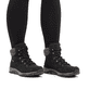 Schwarze Rieker Damen Schnürstiefel M9610-00 mit wasserabweisender TEX-Membran. Schuh am Fuß.